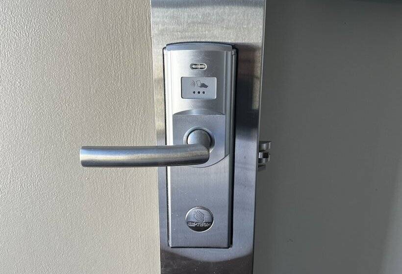 ホテル Super 8 By Wyndham Penticton