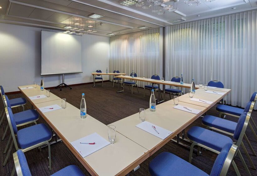 Ramada By Wyndham Baden Hotel Du Parc