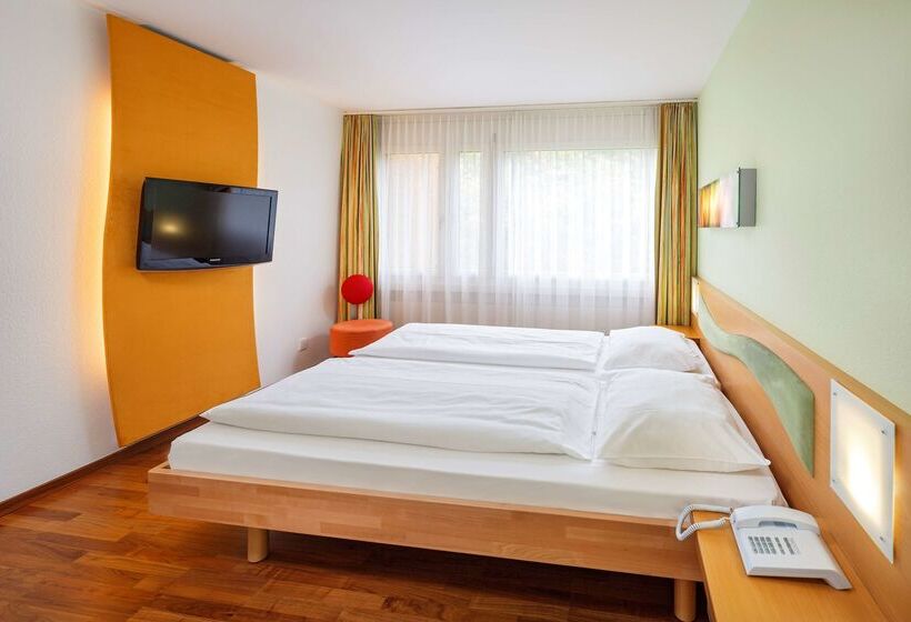 Ramada By Wyndham Baden Hotel Du Parc