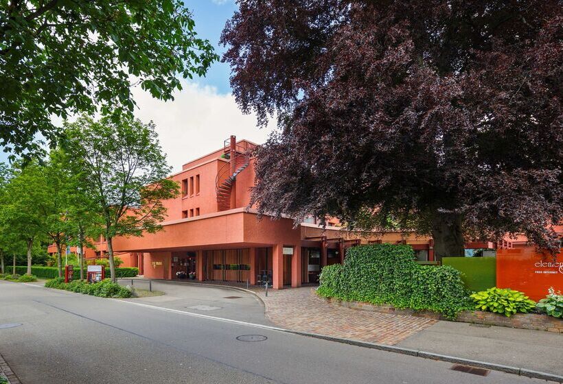 Ramada By Wyndham Baden Hotel Du Parc