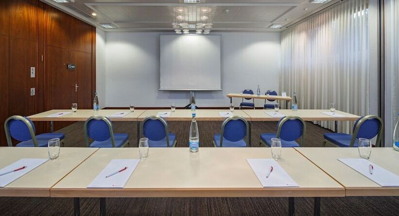 Ramada By Wyndham Baden Hotel Du Parc