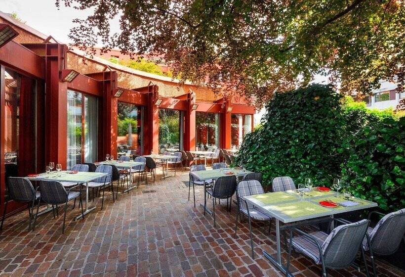 Ramada By Wyndham Baden Hotel Du Parc