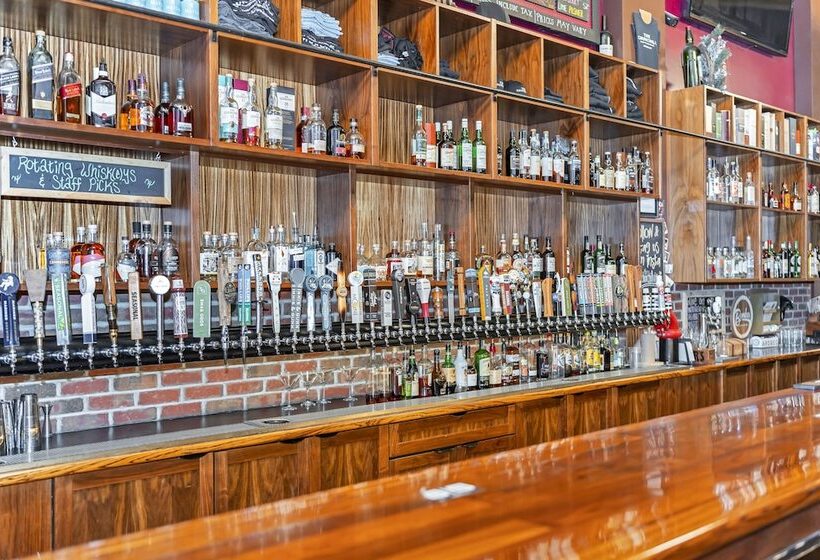 ホテル The Bedford Regency