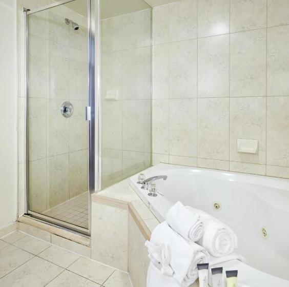 The Falls Hotel & Inn