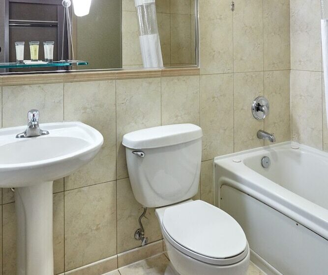 The Falls Hotel & Inn