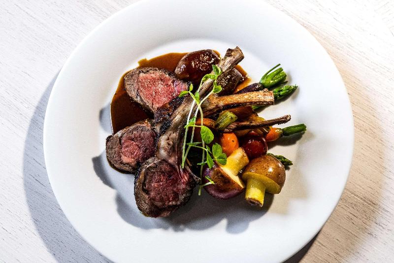 The Insignia Hotel, Sarnia, A Tribute Portfolio