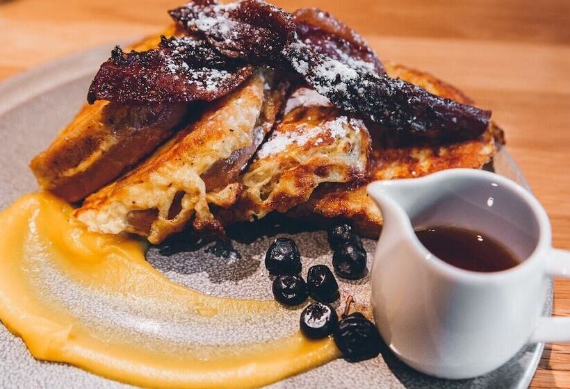 The Listel Hotel Vancouver