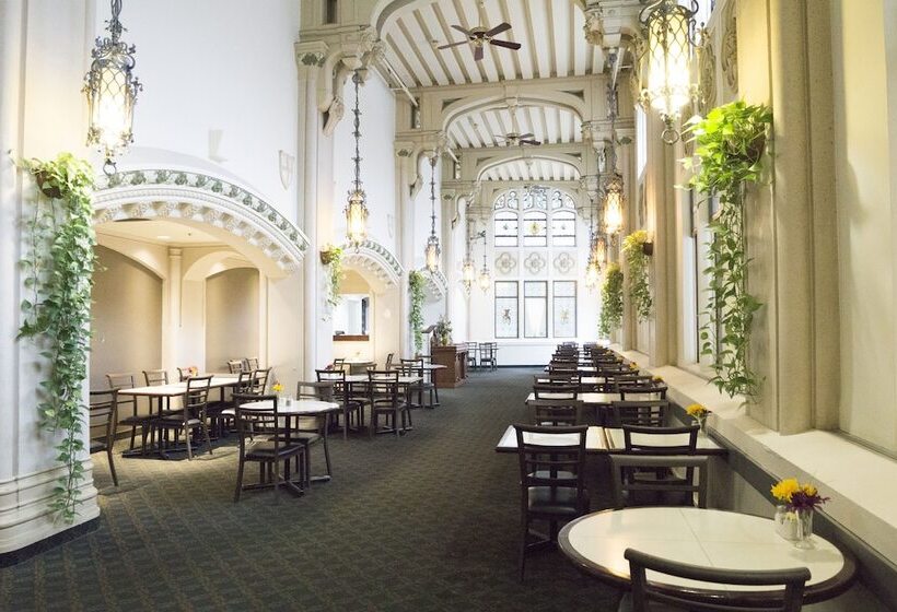 호텔 The Marlborough