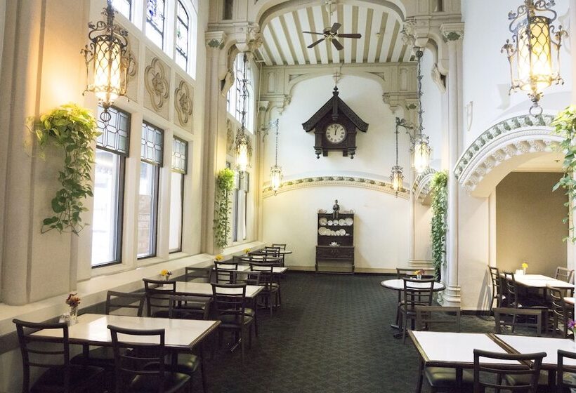 호텔 The Marlborough