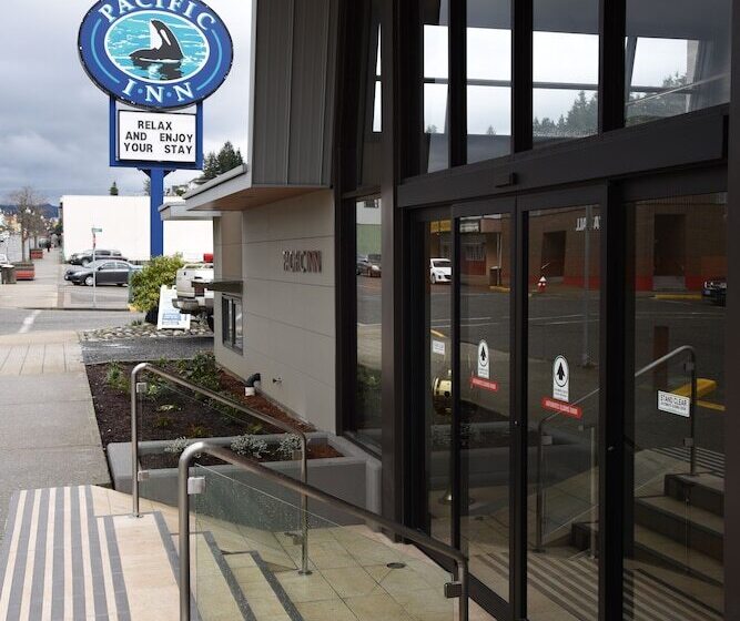בית מלון כפרי The Pacific Inn