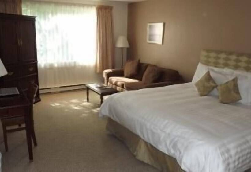 בית מלון כפרי The Pacific Inn