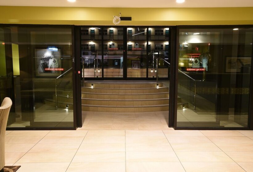 בית מלון כפרי The Pacific Inn