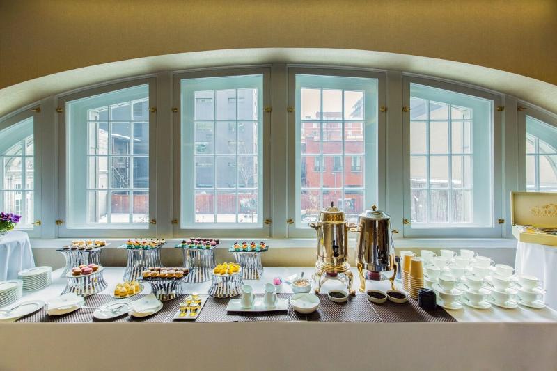 فندق The Ritzcarlton, Montreal