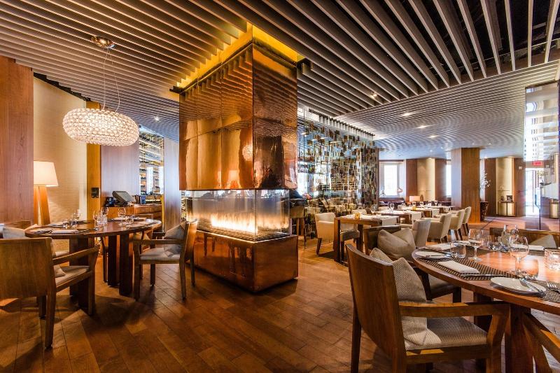 هتل The Ritzcarlton, Montreal