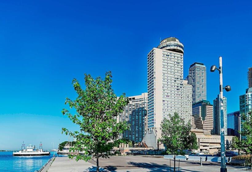 בית מלון כפרי The Westin Harbour Castle, Toronto