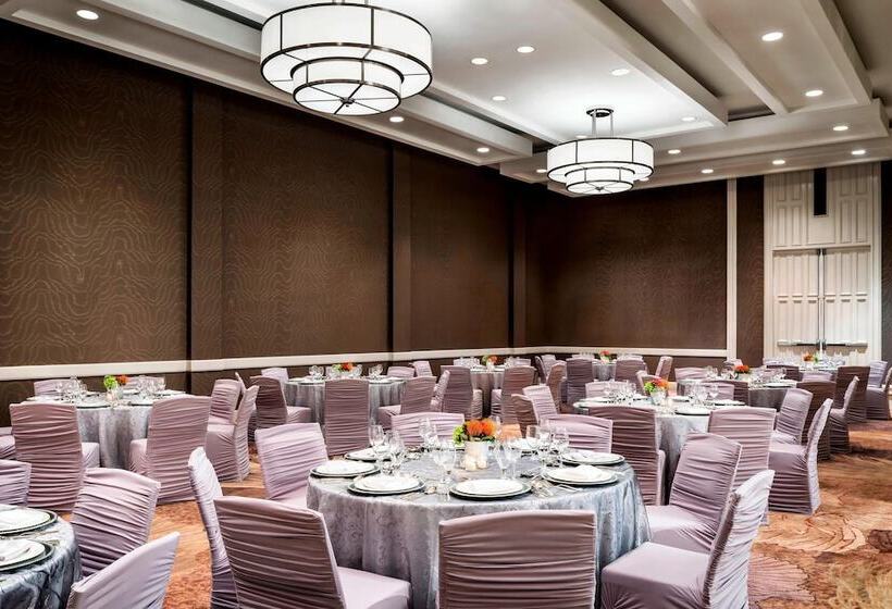 호텔 The Westin Toronto Airport