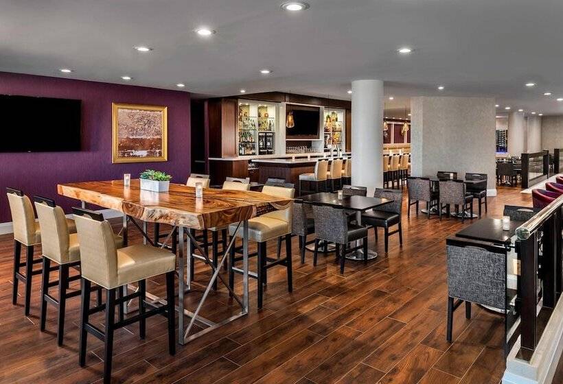 호텔 The Westin Toronto Airport