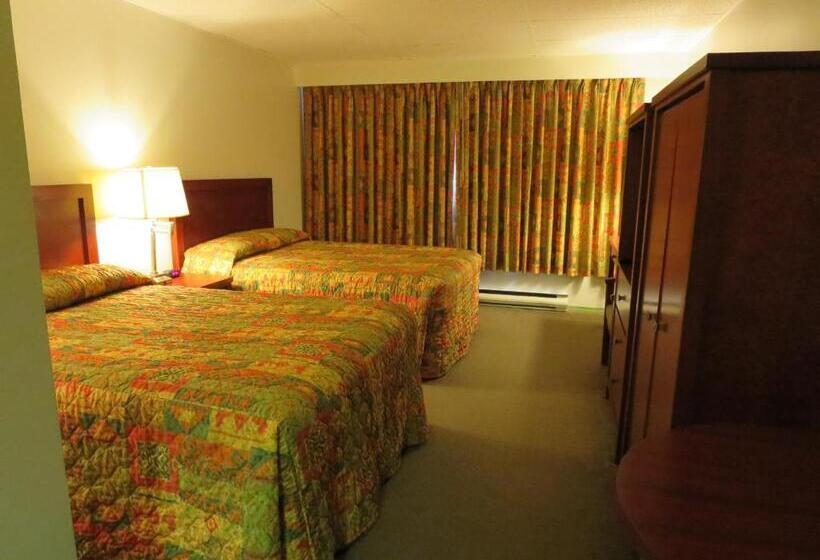 فندق Town And Mountain