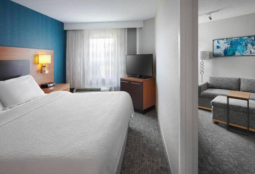 ホテル Towneplace Suites By Marriott Mississaugaairport Corporate Centre