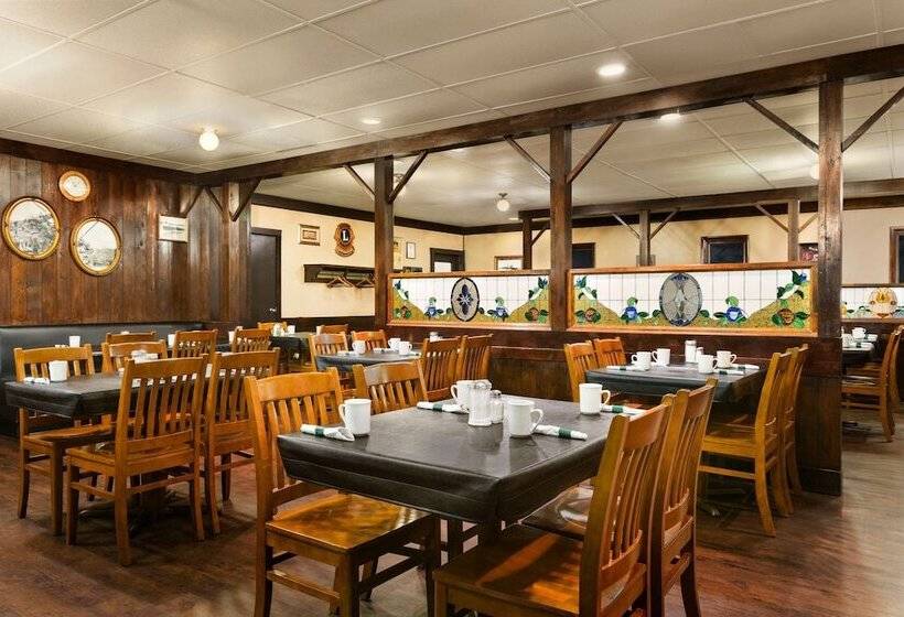 فندق Travelodge By Wyndham Kenora