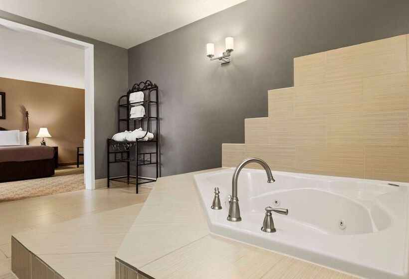 فندق Travelodge By Wyndham Kenora