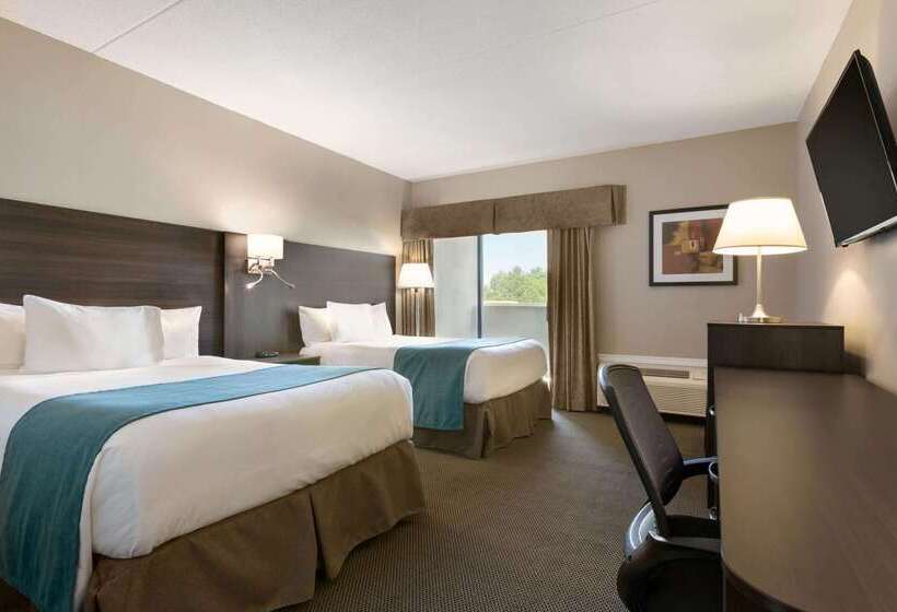 בית מלון כפרי Travelodge By Wyndham Kingston Lasalle