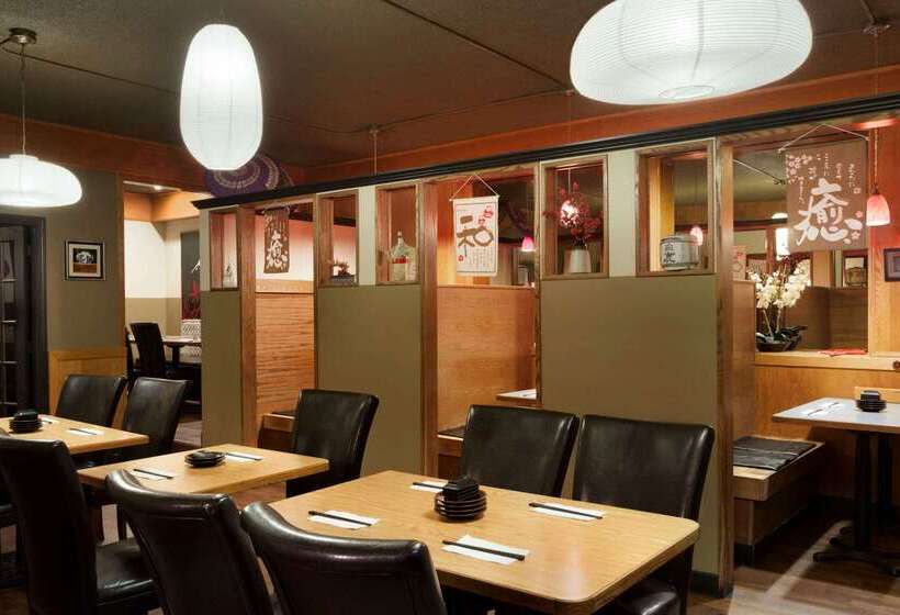 בית מלון כפרי Travelodge By Wyndham Lethbridge