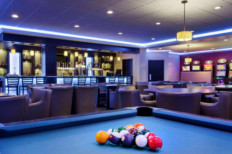 בית מלון כפרי Travelodge By Wyndham Lethbridge