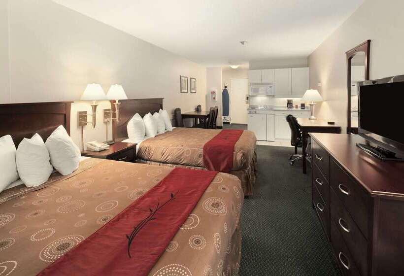 فندق Travelodge By Wyndham Nanaimo