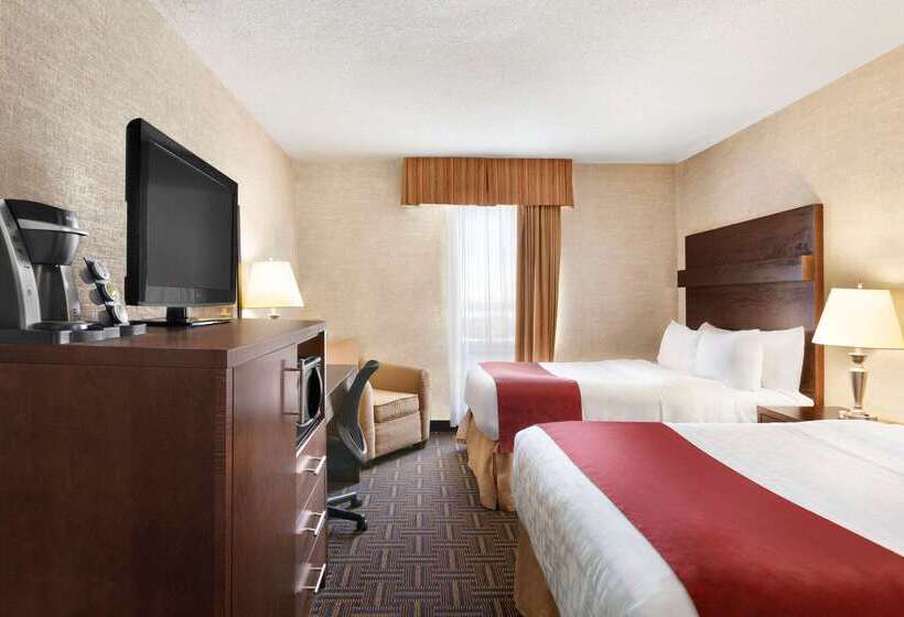 فندق Travelodge By Wyndham North Battleford
