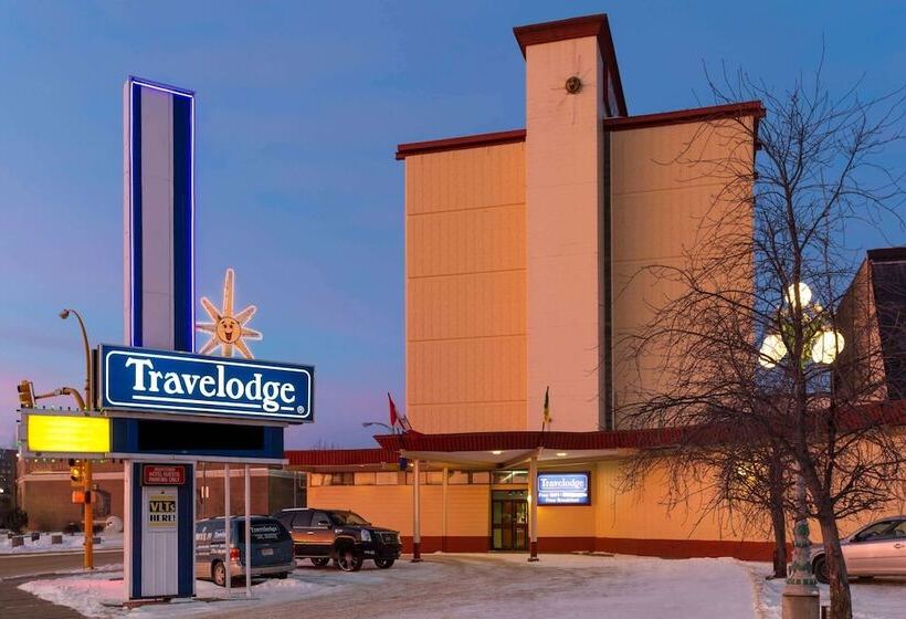 בית מלון כפרי Travelodge By Wyndham North Battleford