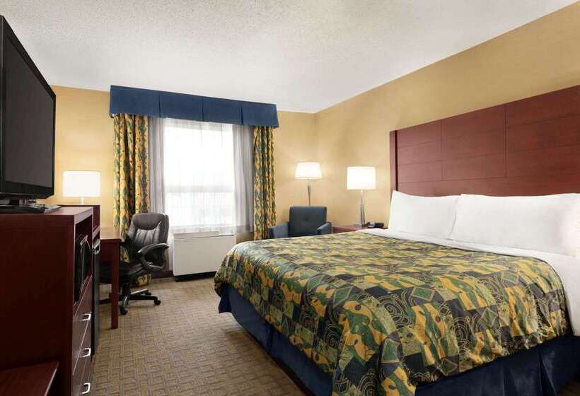 فندق Travelodge By Wyndham Oshawa Whitby