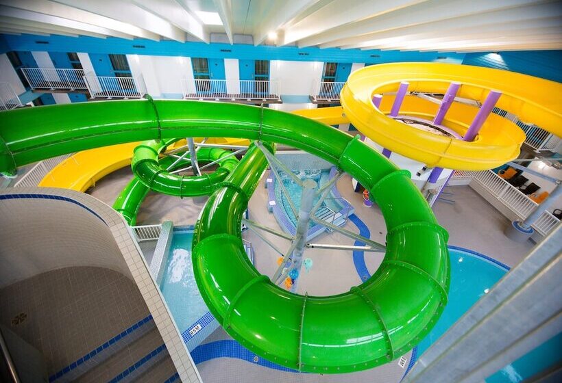 Travelodge Hotel By Wyndham Saskatoon