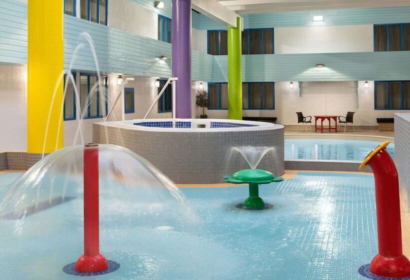 Travelodge Hotel By Wyndham Saskatoon