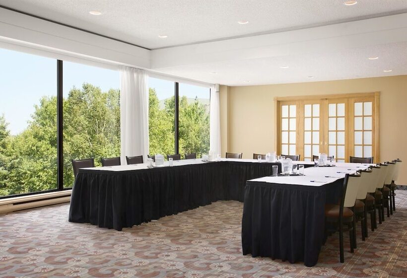 فندق Travelodge By Wyndham Sydney