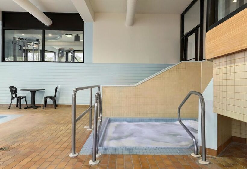 בית מלון כפרי Travelodge By Wyndham Sydney