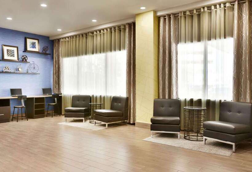 فندق Travelodge By Wyndham Toronto East