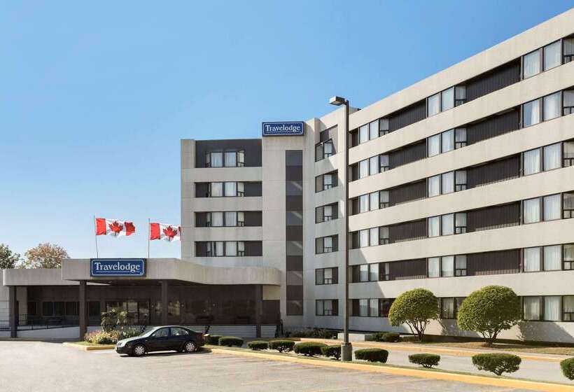 فندق Travelodge By Wyndham Toronto East
