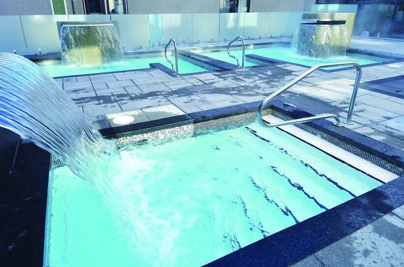 בית מלון כפרי Universel, Centre De Congres Riviereduloup