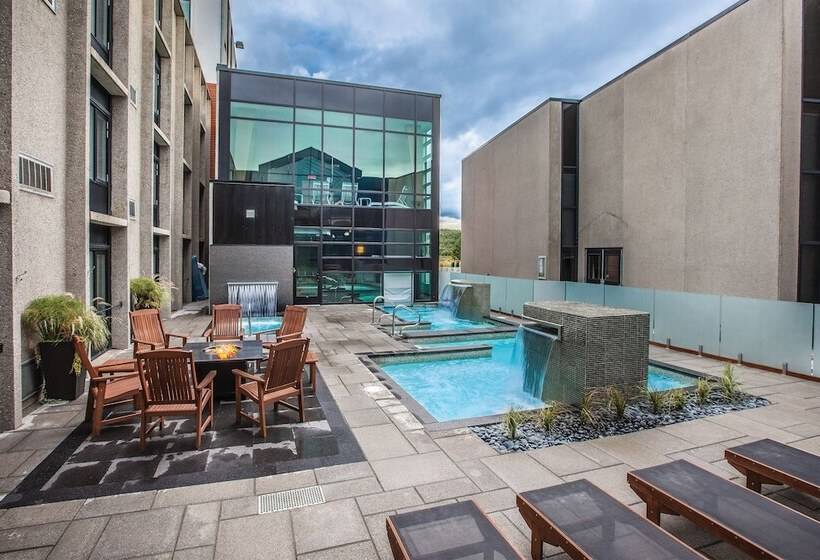 فندق Universel, Centre De Congres Riviereduloup