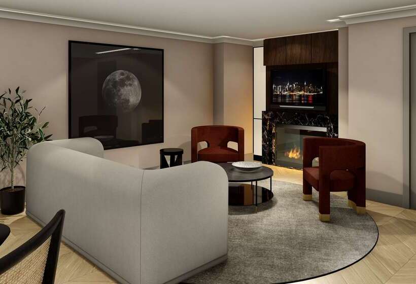 Vogue Hotel Montreal Downtown, Curio Collection By Hilton