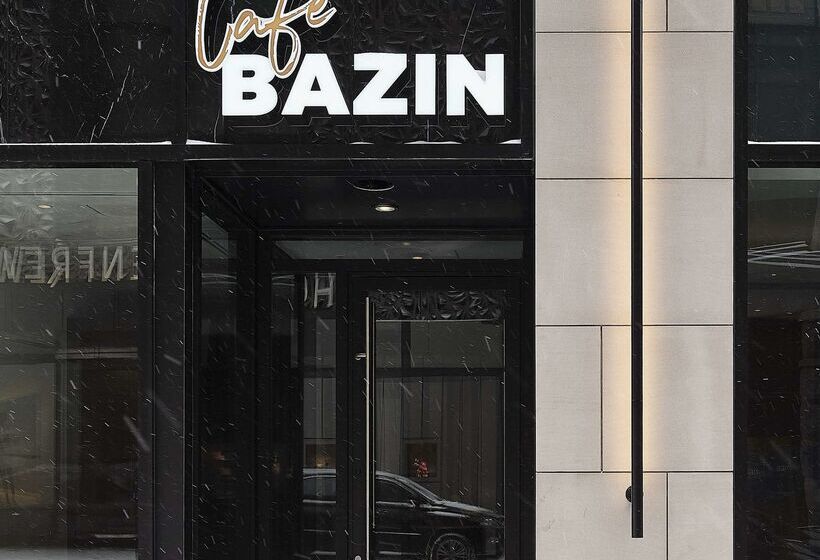 Vogue Hotel Montreal Downtown, Curio Collection By Hilton