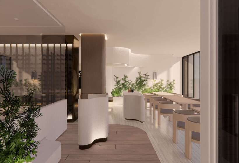 Vogue Hotel Montreal Downtown, Curio Collection By Hilton