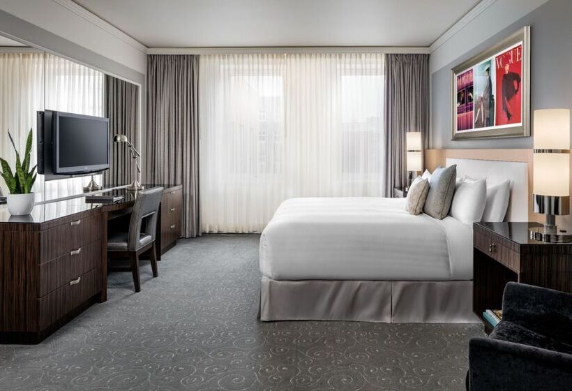 Vogue Hotel Montreal Downtown, Curio Collection By Hilton