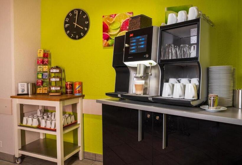 בית מלון כפרי Waldhorn