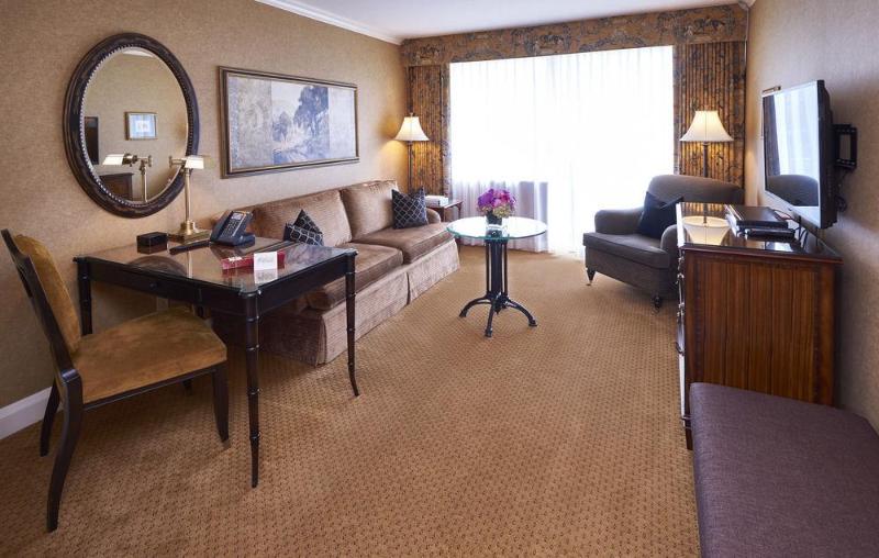 Wedgewood Hotel & Spa   Relais & Chateaux