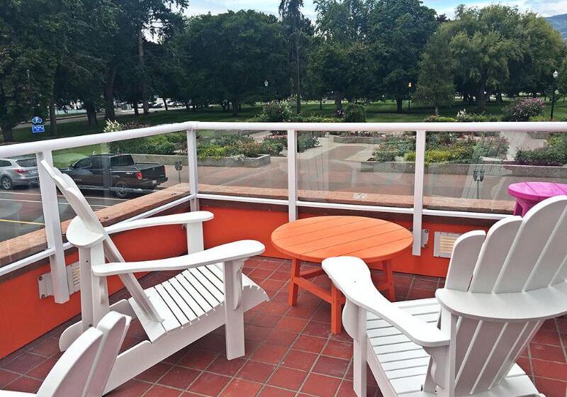 ホテル Zed Kelowna