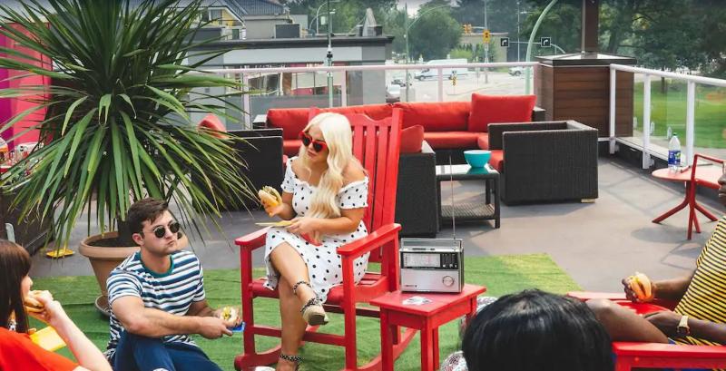 ホテル Zed Kelowna