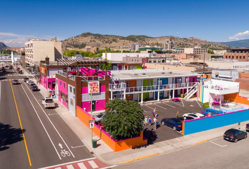 ホテル Zed Kelowna