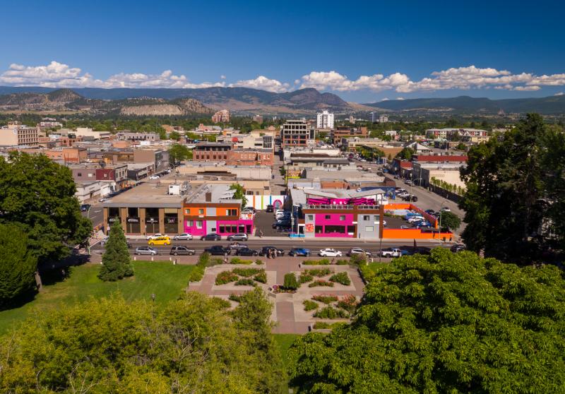 ホテル Zed Kelowna